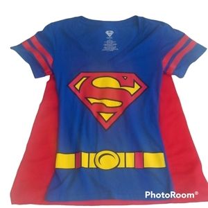 Superman Boy Tee Shirt With Cape. Size S
